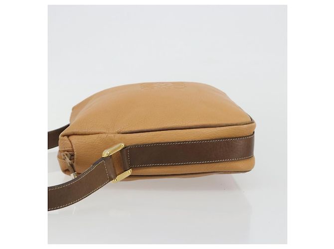 LOEWE Anagram Shoulder Bag Leather Beige Gold - vista 4