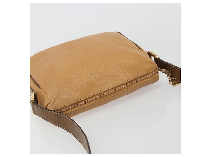 LOEWE Anagram Shoulder Bag Leather Beige Gold - vista 6