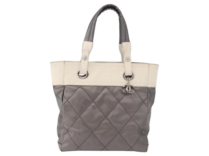 CHANEL Paris Biarritz PM Hand Bag PVC Canvas Gray Silver CC - vista 13