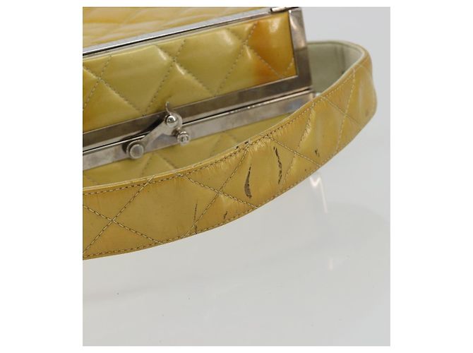 CHANEL Vanity Hand Bag Patent Leather Yellow Silver CC - vista 8