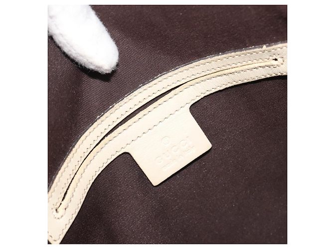 Borsa a tracolla con patta Gucci GG Coated Canvas Small Beige - vista 6