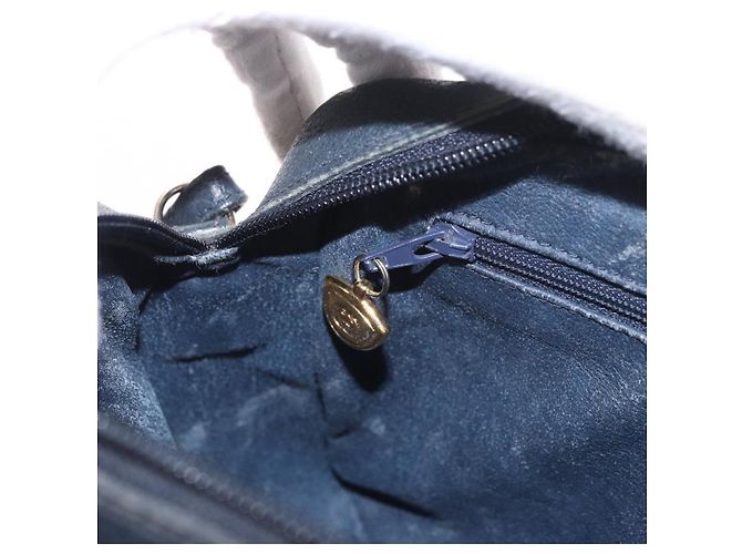 GUCCI Micro GG Supreme Shoulder Bag PVC Navy Gold - vista 20