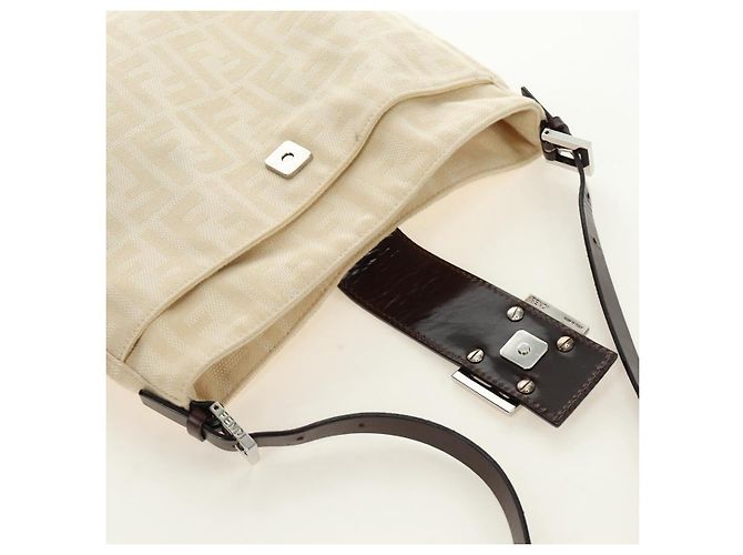 FENDI Zucca Canvas Mamma Baguette Shoulder Bag Ivory Silver - vista 18