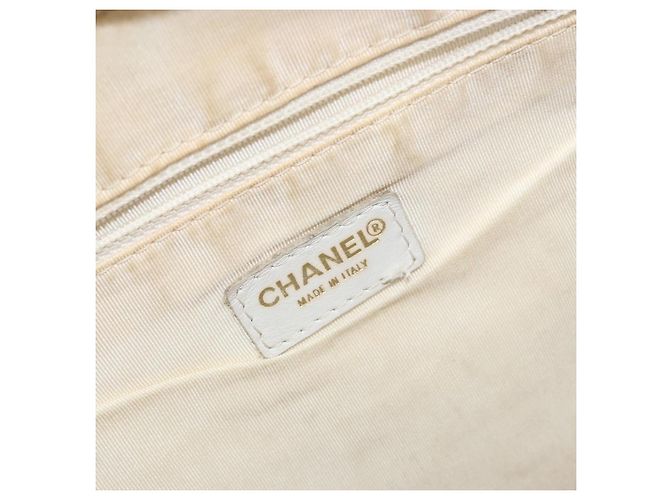 CHANEL Wild Stitch Hand Bag Leather White Gold CC - vista 19