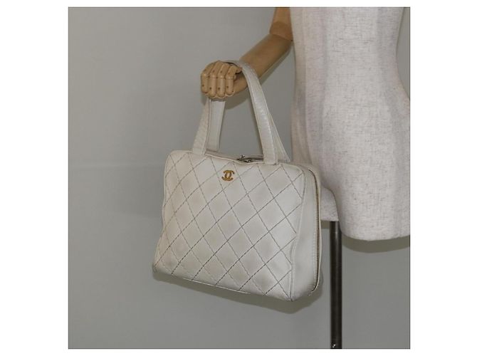 CHANEL Wild Stitch Hand Bag Leather White Gold CC - vista 25