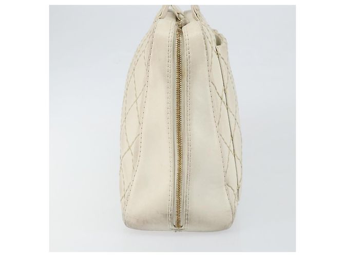 CHANEL Wild Stitch Hand Bag Leather White Gold CC - vista 3