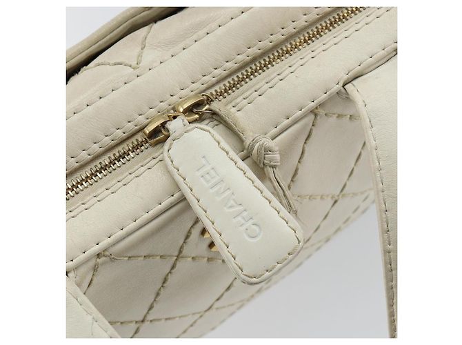 CHANEL Wild Stitch Hand Bag Leather White Gold CC - vista 9