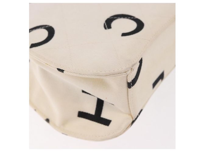 CHANEL Matelasse Chain Hand Bag Canvas White Silver CC - vista 15
