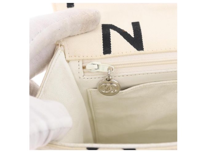 CHANEL Matelasse Chain Hand Bag Canvas White Silver CC - vista 20