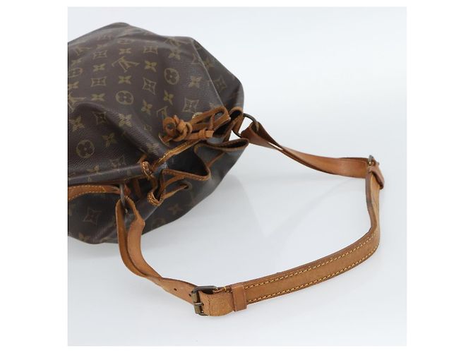 LOUIS VUITTON Monogram Petit Noe Shoulder Bag M42226 LV - vista 7