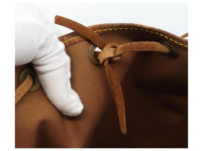 LOUIS VUITTON Monogram Petit Noe Shoulder Bag M42226 LV - vista 9