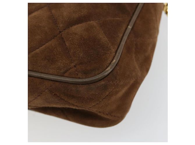 CHANEL Bolsa de Ombro Matelassé com Corrente Camurça Castanho Ouro CC - vista 17