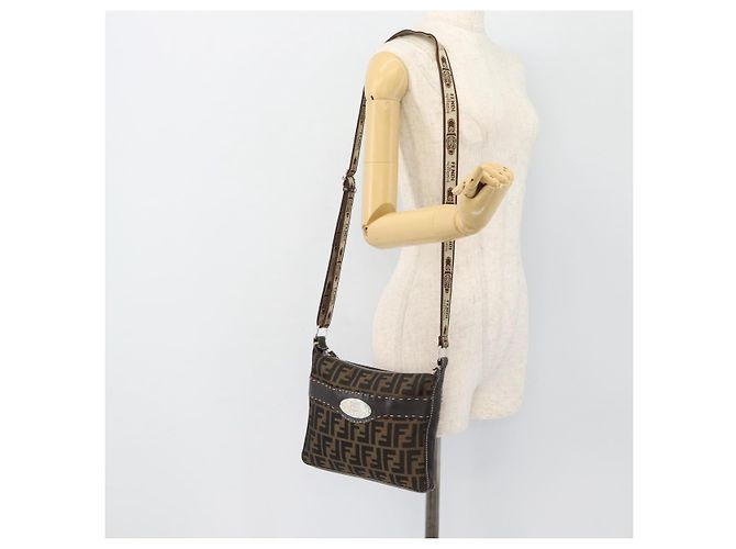 FENDI Bolso de hombro Celeria de lona Zucca Negro Marrón - vista 25