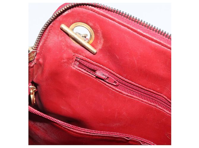 CHANEL Matelasse Chain Shoulder Bag Leather Red Gold CC - vista 22