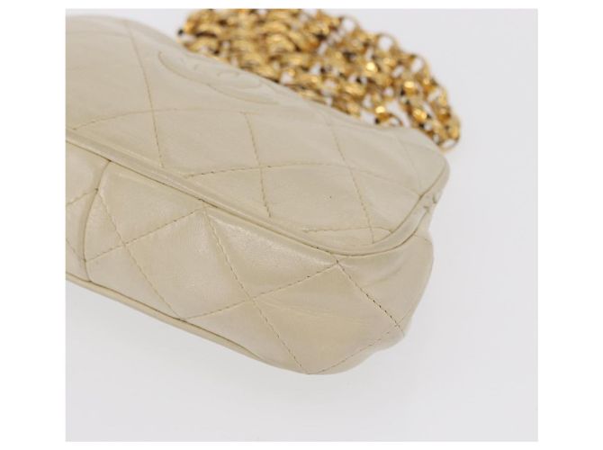 CHANEL Matelasse Chain Shoulder Bag Leather Ivory Gold CC - vista 15