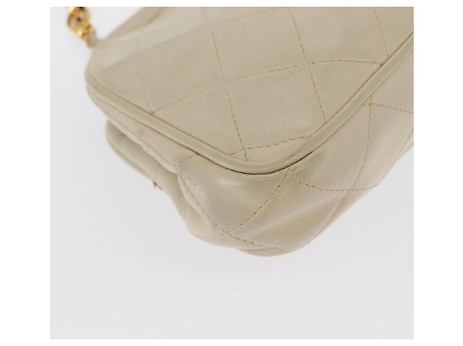 CHANEL Matelasse Chain Shoulder Bag Leather Ivory Gold CC - vista 16