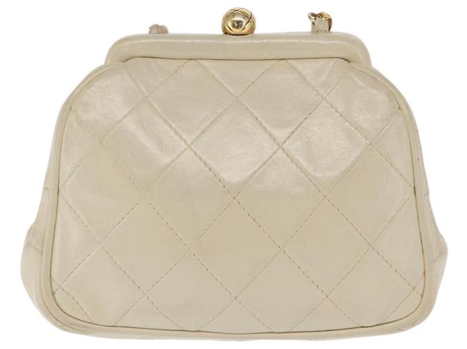 CHANEL Matelasse Chain Shoulder Bag Leather Ivory Gold CC - vista 2