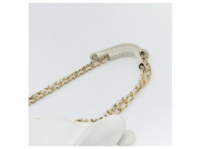 CHANEL Chain Shoulder Bag Leather White Gold CC - vista 14