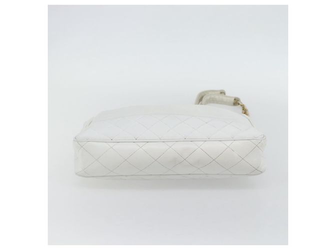 CHANEL Chain Shoulder Bag Leather White Gold CC - vista 5