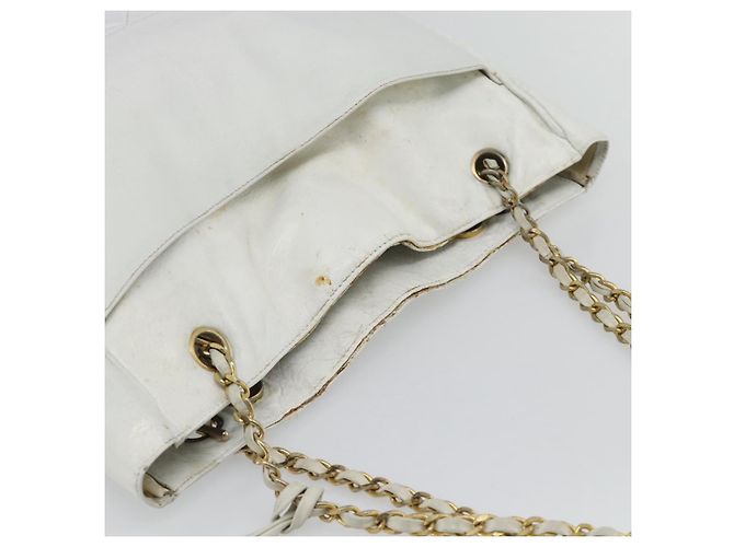 CHANEL Chain Shoulder Bag Leather White Gold CC - vista 6
