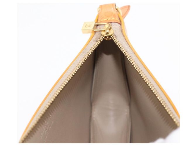 LOUIS VUITTON Monogram Vernis Lexington Pouch Beige M91010 LV - vista 21