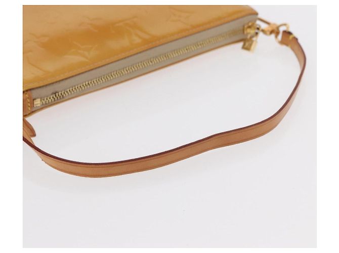 LOUIS VUITTON Monogram Vernis Lexington Pouch Beige M91010 LV - vista 7