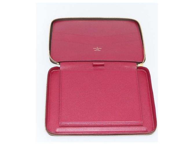 LOUIS VUITTON Monogram iPad Essentials iPad Case M56253 LV - vue 19