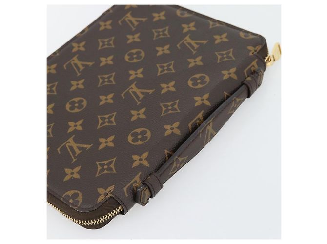 LOUIS VUITTON Monogram iPad Essentials iPad Case M56253 LV - vue 6