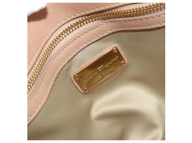Salvatore Ferragamo Gancini Handtasche Leder Beige Gold - Ansicht 11