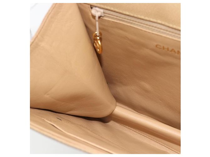 CHANEL Shoulder Bag Caviar Skin Beige Gold CC - vista 19