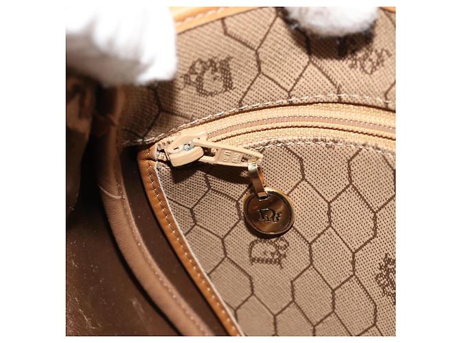Christian Dior Honeycomb Canvas Shoulder Bag PVC Beige Gold - vista 21