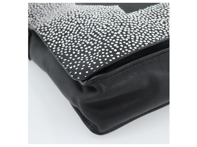 CHANEL Shoulder Bag Lamb Skin Black Silver CC - vista 11
