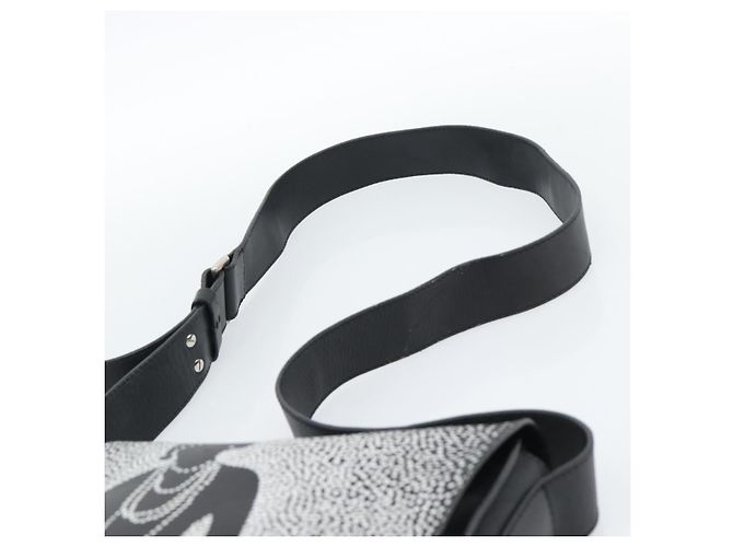 CHANEL Shoulder Bag Lamb Skin Black Silver CC - vista 8