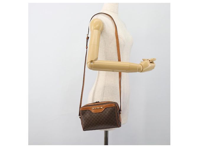 Céline CELINE Macadam Canvas Shoulder Bag PVC Leather Brown Gold - vista 23