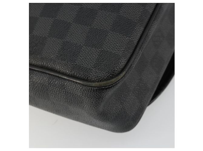 LOUIS VUITTON Damier Graphite Daniel MM Shoulder Bag N58029 LV - vista 17