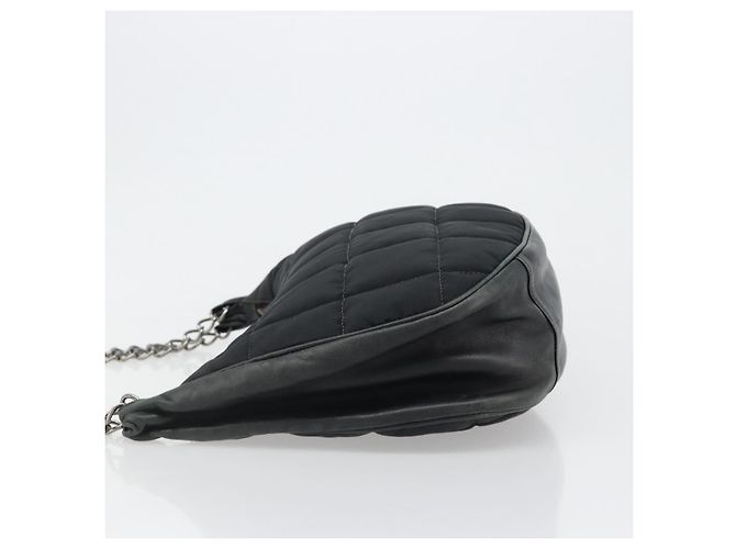 CHANEL Bolsa de Ombro Choco Bar com Corrente Nylon Preto Prata CC - vista 4
