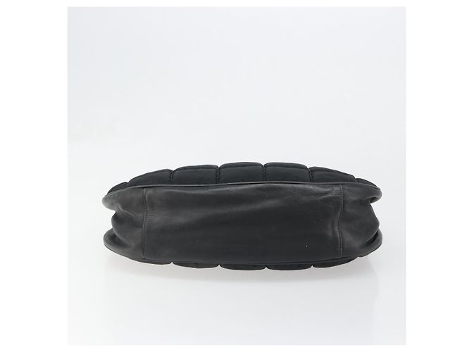 CHANEL Bolsa de Ombro Choco Bar com Corrente Nylon Preto Prata CC - vista 6