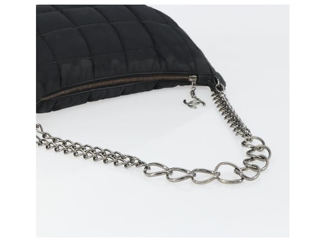 CHANEL Bolsa de Ombro Choco Bar com Corrente Nylon Preto Prata CC - vista 8