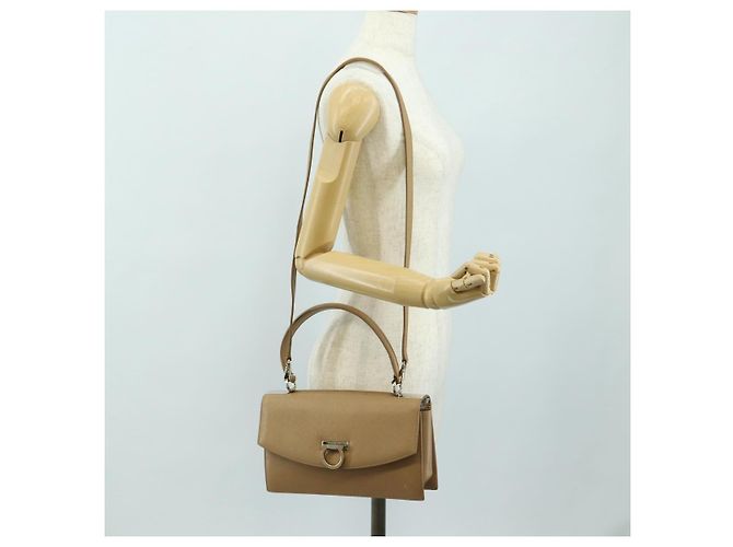 Salvatore Ferragamo Gancini Hand Bag Leather 2way Beige Silver - vista 29