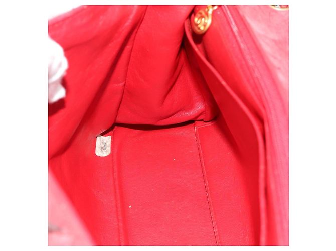 CHANEL Matelasse Chain Shoulder Bag Patent leather Red Gold CC - vista 18