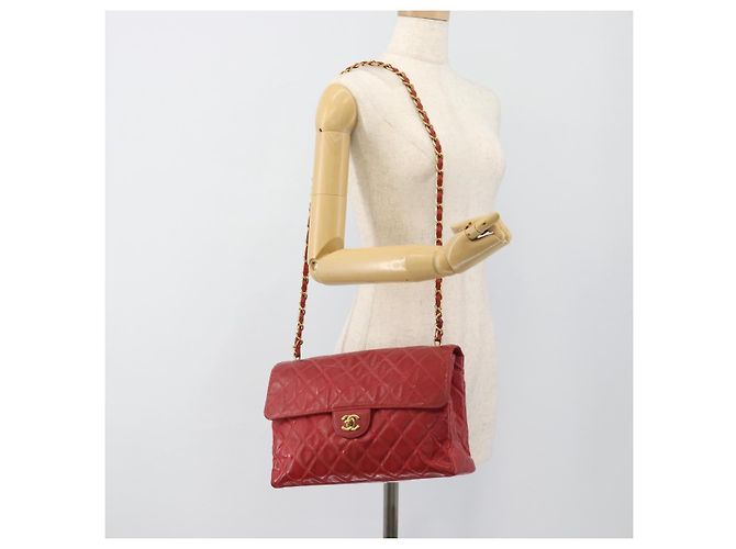 CHANEL Matelasse Chain Shoulder Bag Patent leather Red Gold CC - vista 24