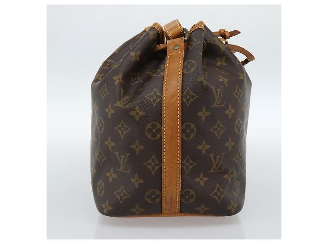 LOUIS VUITTON Monogram Petit Noe Shoulder Bag M42226 LV - vista 3
