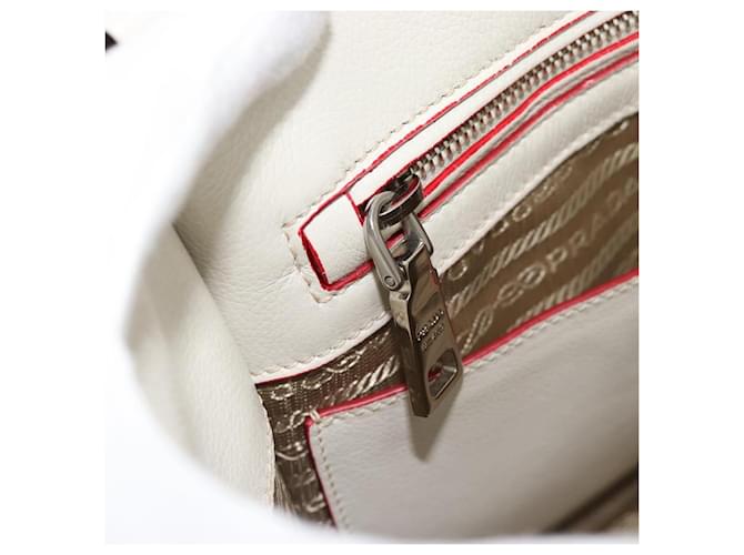 PRADA Hand Bag Leather 2way White Silver - vista 23