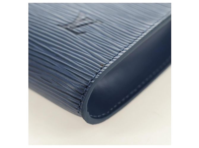 LOUIS VUITTON Epi Pochette Accessoires Pouch Blue M52945 LV - vista 16