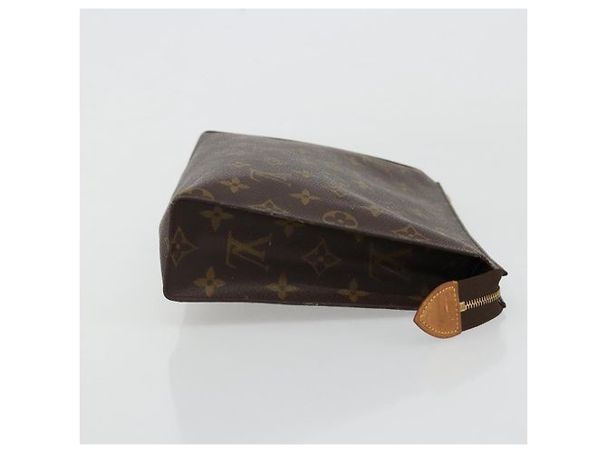 LOUIS VUITTON Monogram Poche Toilette 26 Pouch M47542 LV - vista 3
