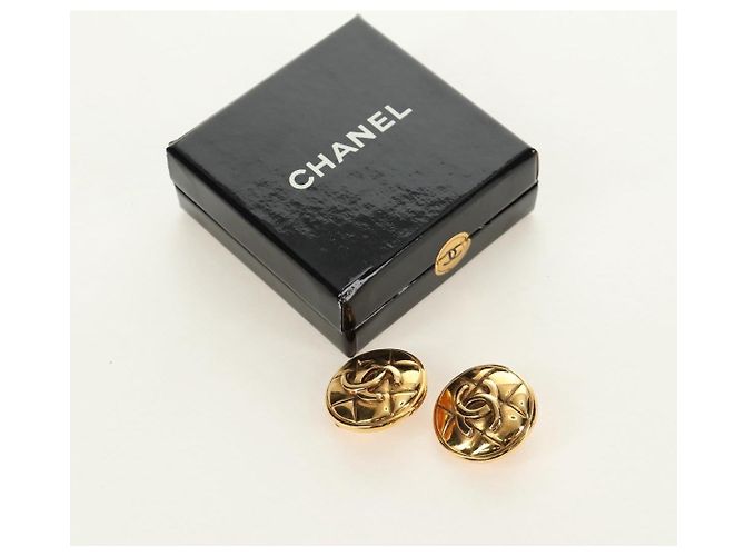CHANEL Earring metal Gold Tone CC - vista 12
