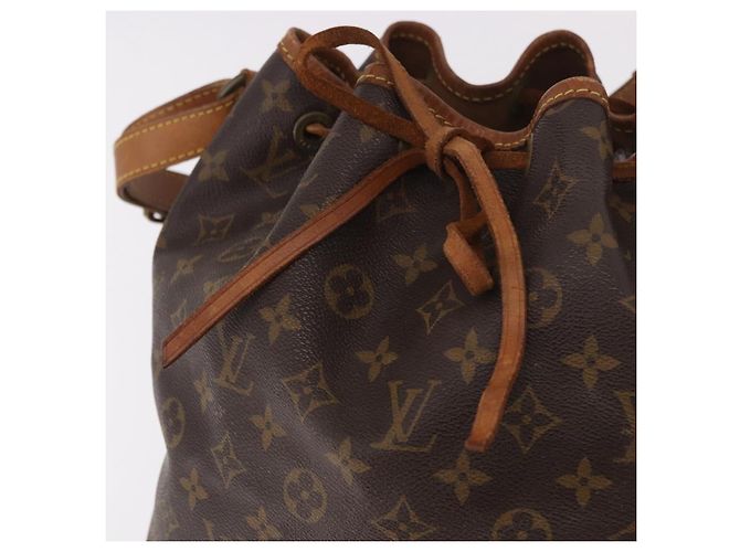 LOUIS VUITTON Monogram Petit Noe Shoulder Bag M42226 LV - vista 10