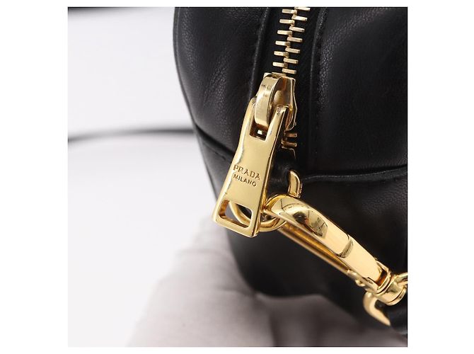 PRADA Ribbon Shoulder Bag Leather Black Gold - vista 14