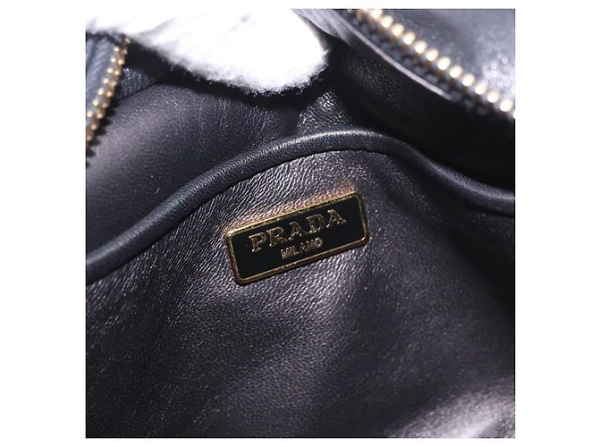 PRADA Ribbon Shoulder Bag Leather Black Gold - vista 16