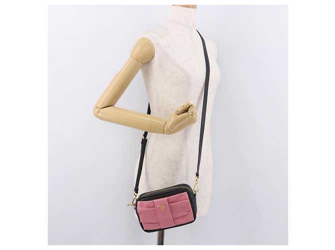 PRADA Ribbon Shoulder Bag Leather Black Gold - vista 22